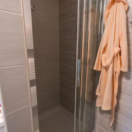 Upart Apartment